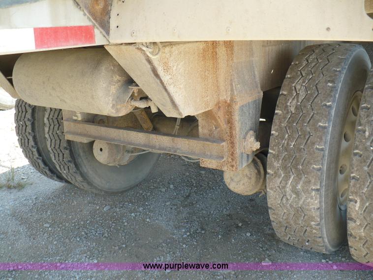 image for item A4884 1998 Ledwell 40' bulk feed trailer