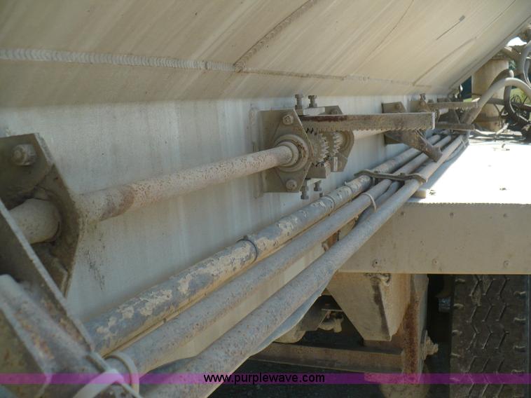 image for item A4884 1998 Ledwell 40' bulk feed trailer