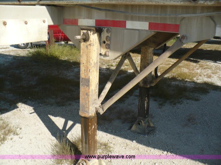 image for item A4884 1998 Ledwell 40' bulk feed trailer