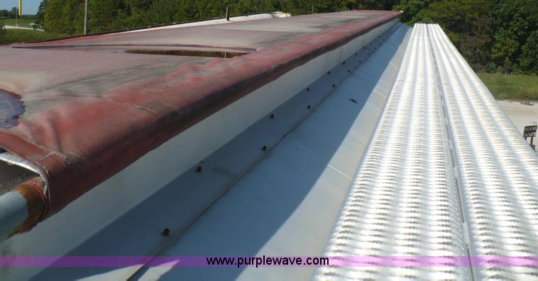 image for item A4884 1998 Ledwell 40' bulk feed trailer