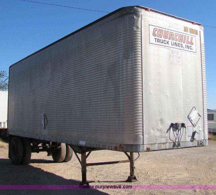 image for item A5042 1980 Lufkin 27' pup trailer