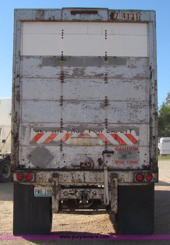 image for item A5042 1980 Lufkin 27' pup trailer