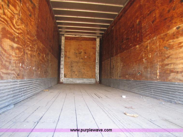 image for item A5042 1980 Lufkin 27' pup trailer