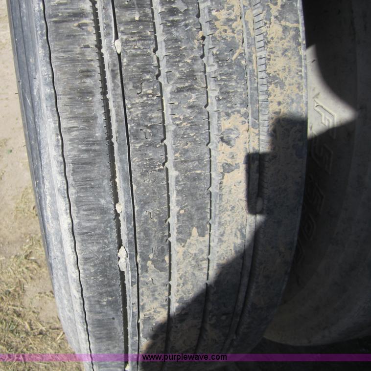 image for item C5036 1995 Kenworth T800 semi truck