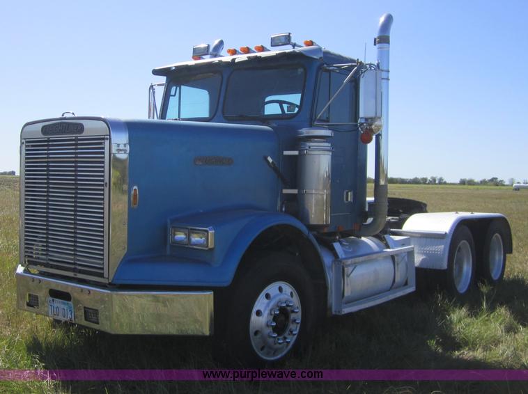 image for item C5037 1988 Freightliner FLC 64T semi truck