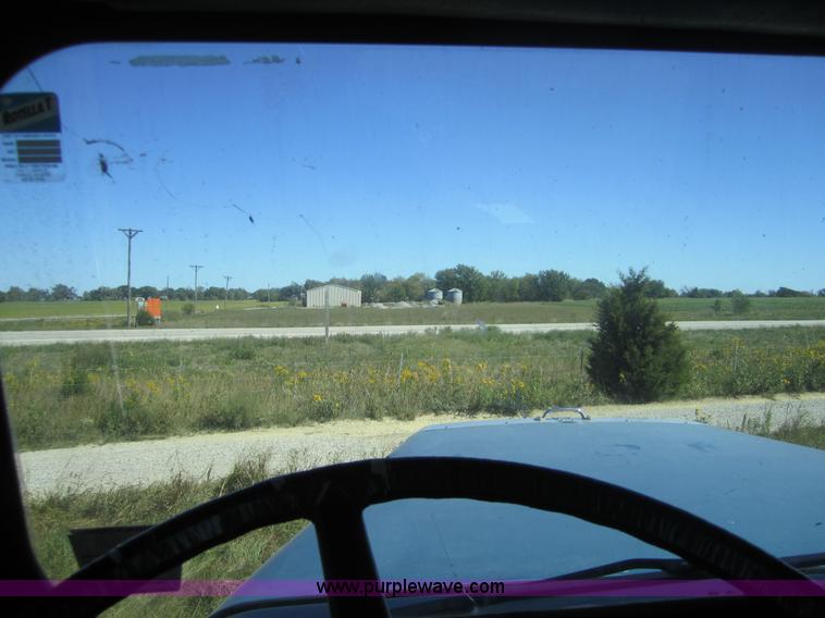 image for item C5037 1988 Freightliner FLC 64T semi truck