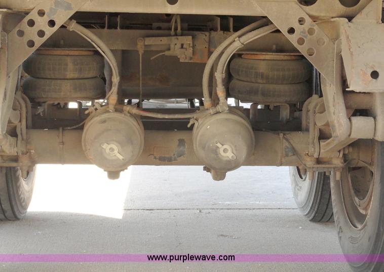 image for item C5041 2000 Wabash 53' dry van trailer