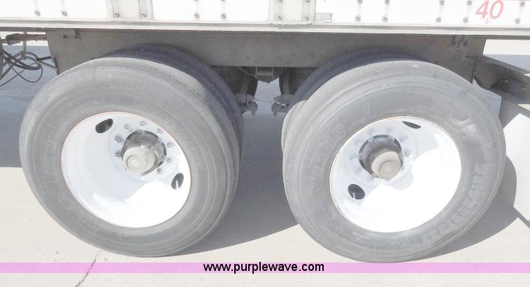 image for item C5041 2000 Wabash 53' dry van trailer
