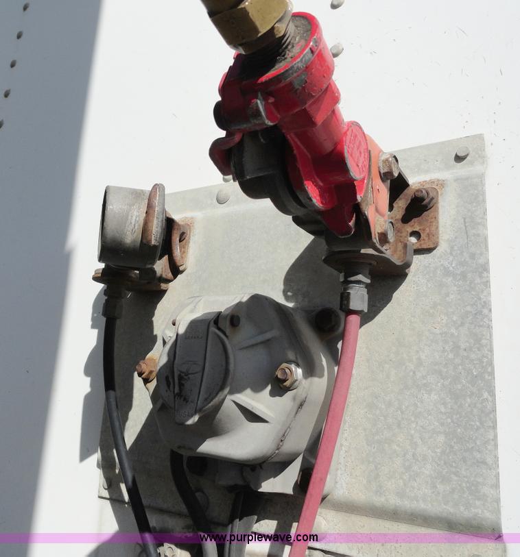 image for item C5041 2000 Wabash 53' dry van trailer