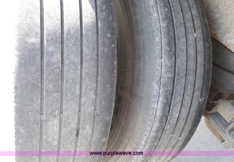 image for item C5042 2000 Wabash 53' dry van trailer