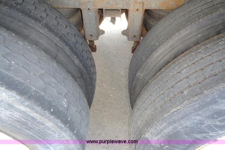 image for item C5043 2000 Wabash 53' dry van trailer