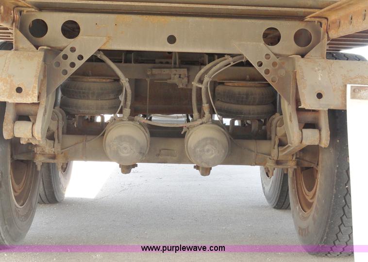 image for item C5043 2000 Wabash 53' dry van trailer