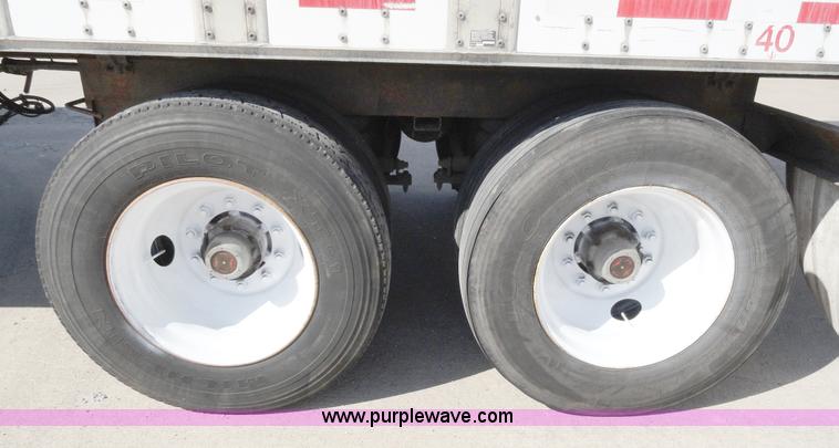 image for item C5043 2000 Wabash 53' dry van trailer