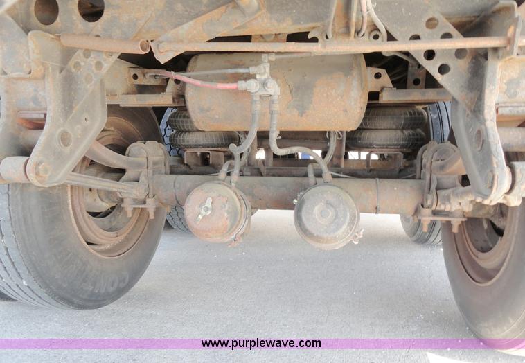 image for item C5043 2000 Wabash 53' dry van trailer