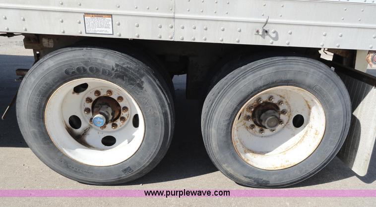 image for item C5045 1999 Great Dane 53' dry van trailer