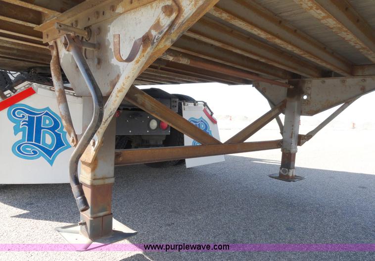 image for item C5045 1999 Great Dane 53' dry van trailer