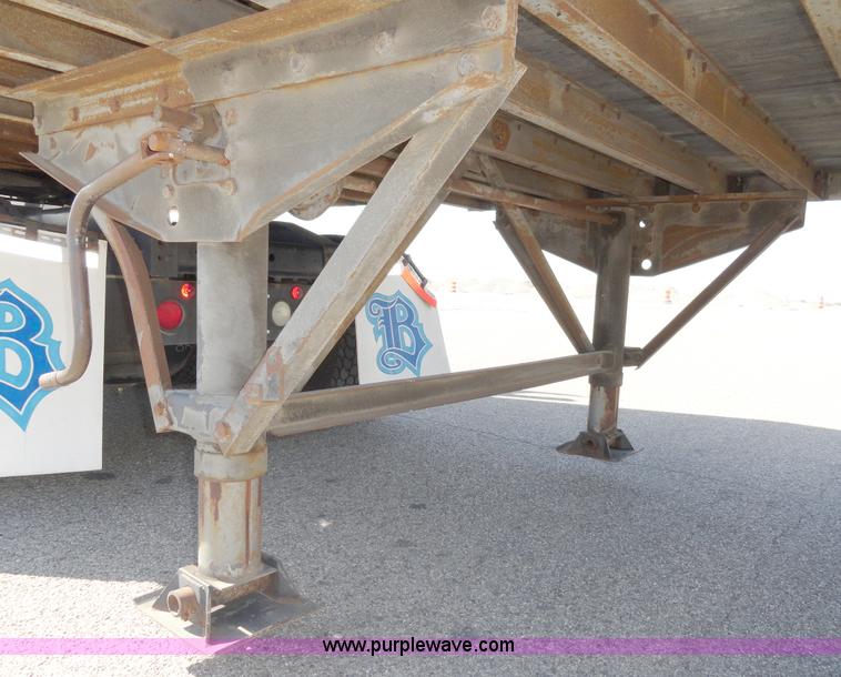 image for item C5046 1998 Stoughton 48' dry van trailer