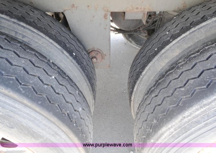 image for item C5048 1999 Great Dane 53' dry van trailer