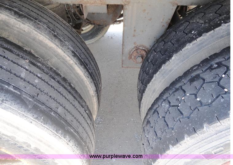 image for item C5048 1999 Great Dane 53' dry van trailer