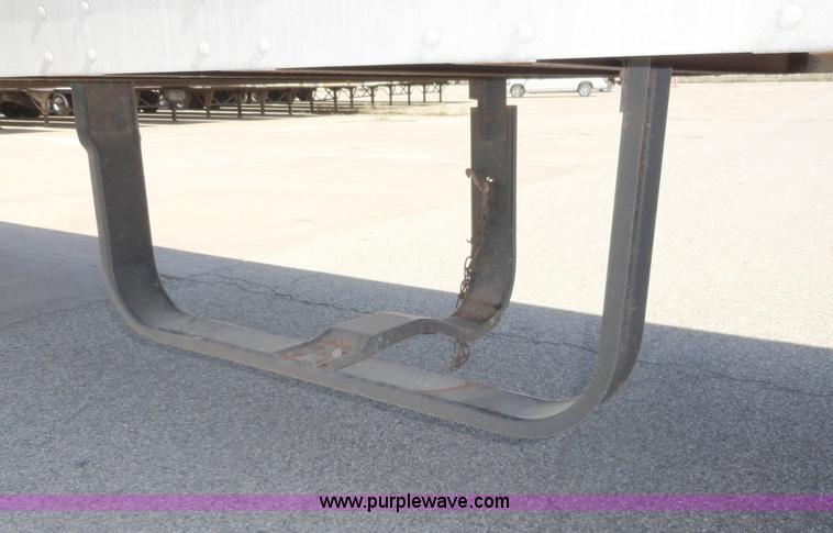 image for item C5049 1999 Great Dane 53' dry van trailer