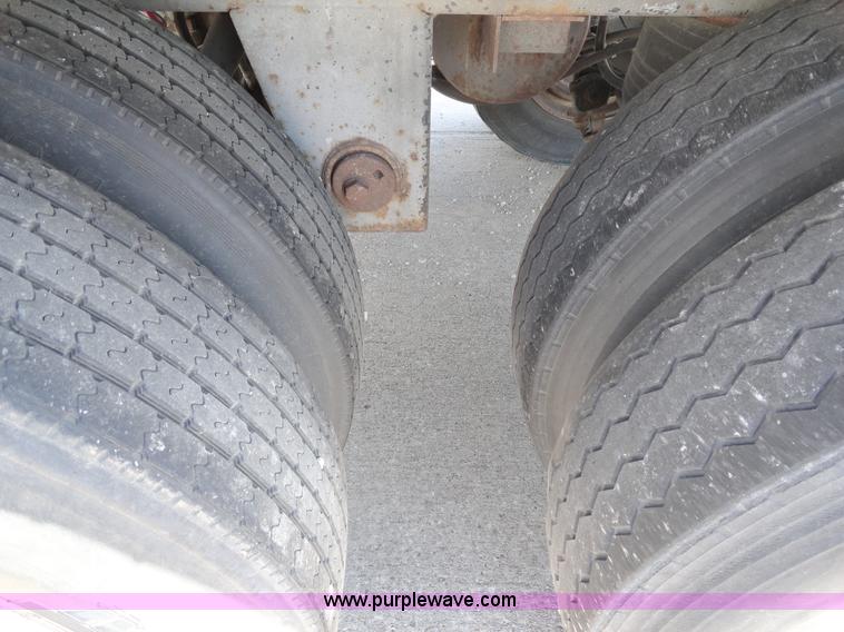 image for item C5049 1999 Great Dane 53' dry van trailer