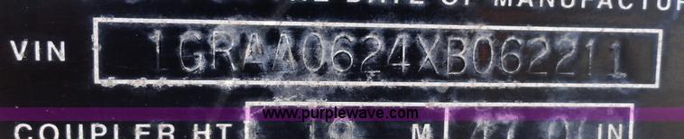 image for item C5049 1999 Great Dane 53' dry van trailer