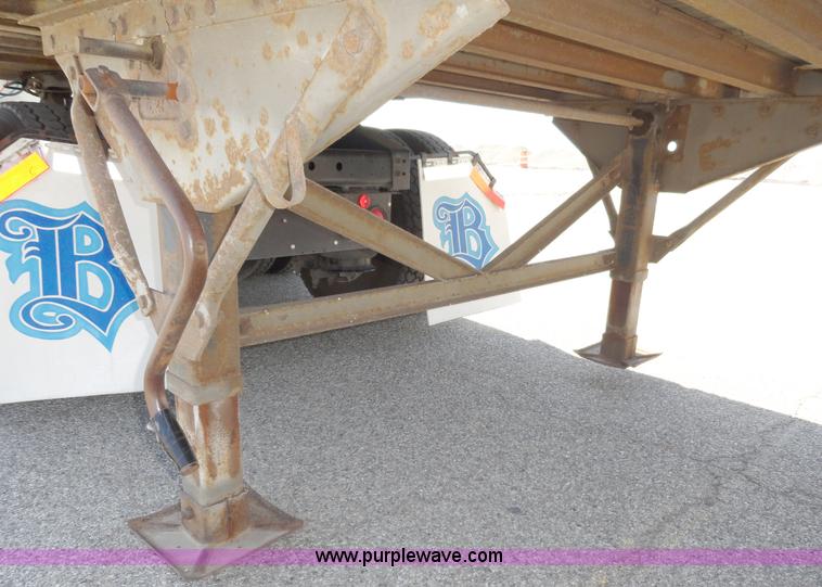 image for item C5051 1999 Great Dane 53' dry van trailer