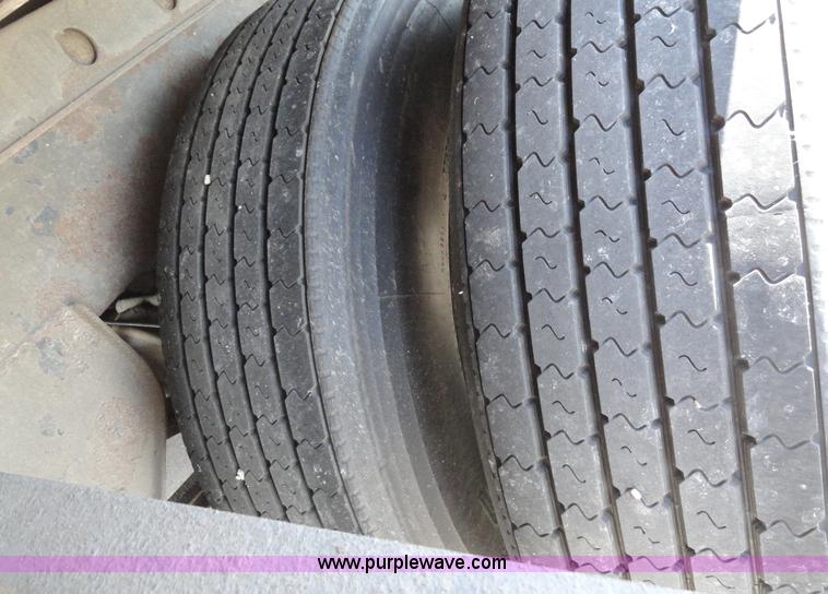 image for item C5053 2000 Wabash 53' dry van trailer