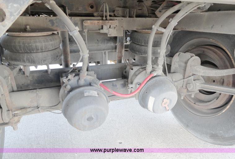 image for item C5053 2000 Wabash 53' dry van trailer