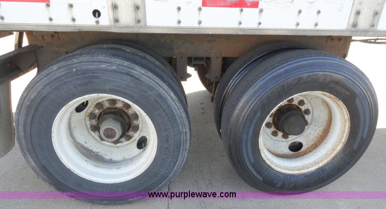 image for item C5054 2000 Wabash 53' van trailer