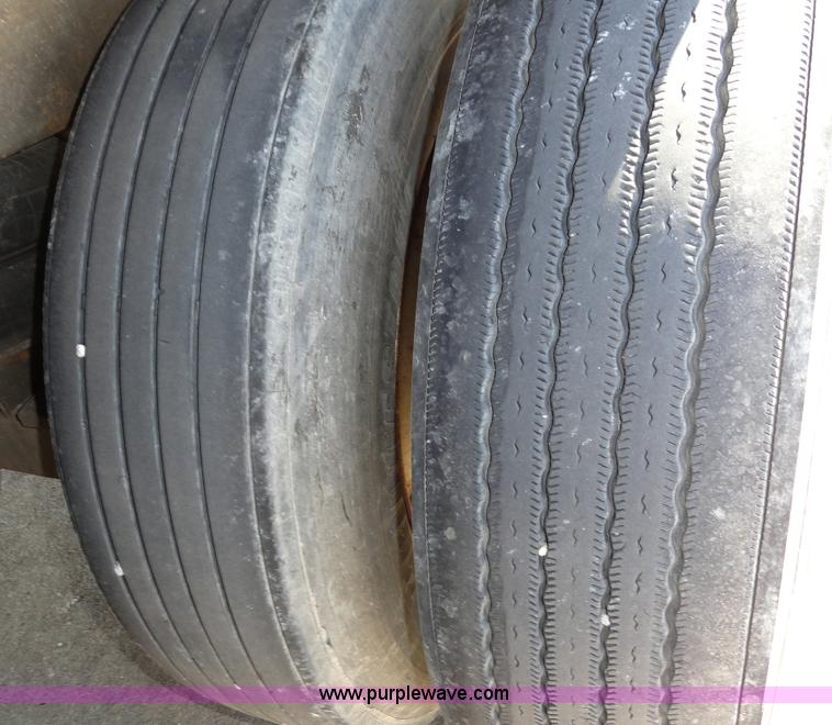 image for item C5055 2000 Wabash 53' dry van trailer