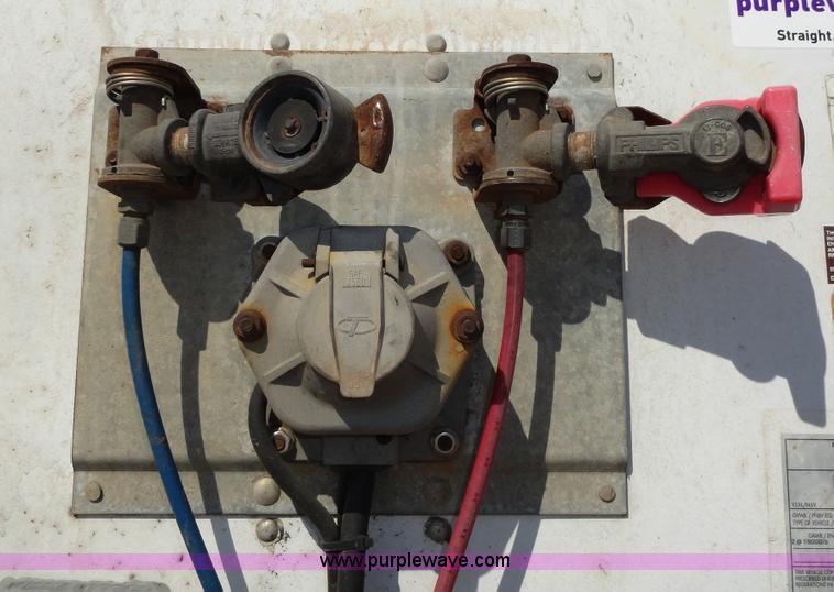 image for item C5055 2000 Wabash 53' dry van trailer