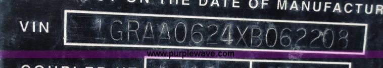 image for item C5056 1999 Great Dane 53' dry van trailer