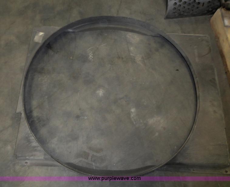 image for item C5057 Assorted heavy truck parts