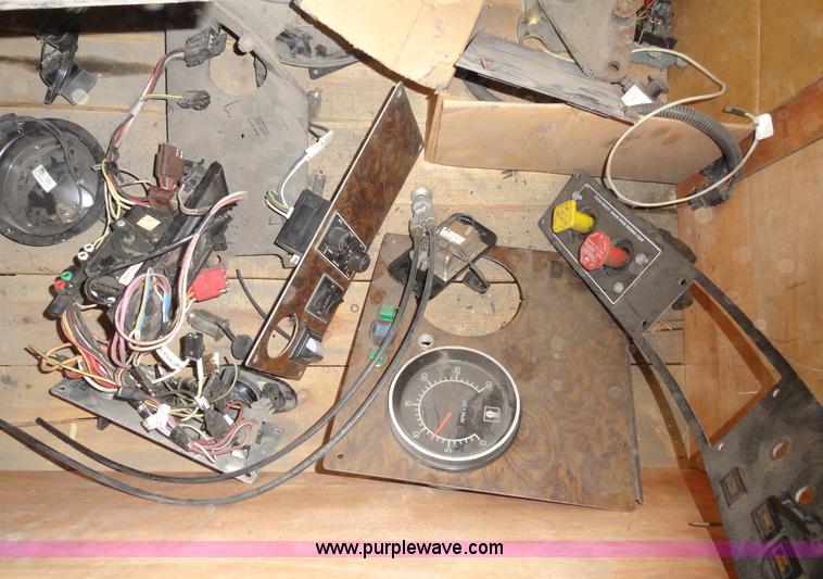 image for item C5057 Assorted heavy truck parts