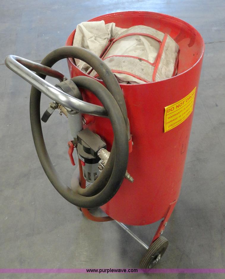 image for item C5057 Assorted heavy truck parts