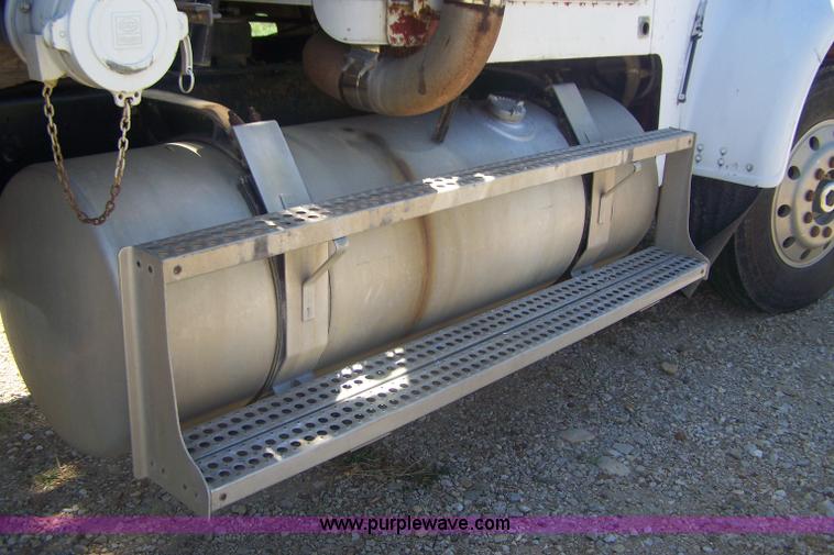 image for item D8504 1987 Freightliner FLC-64T fuel tanker truck