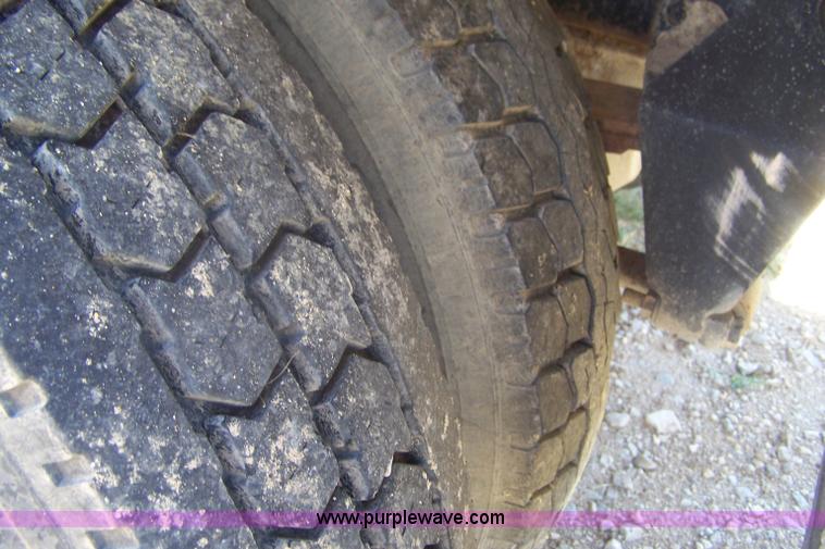 image for item D8504 1987 Freightliner FLC-64T fuel tanker truck