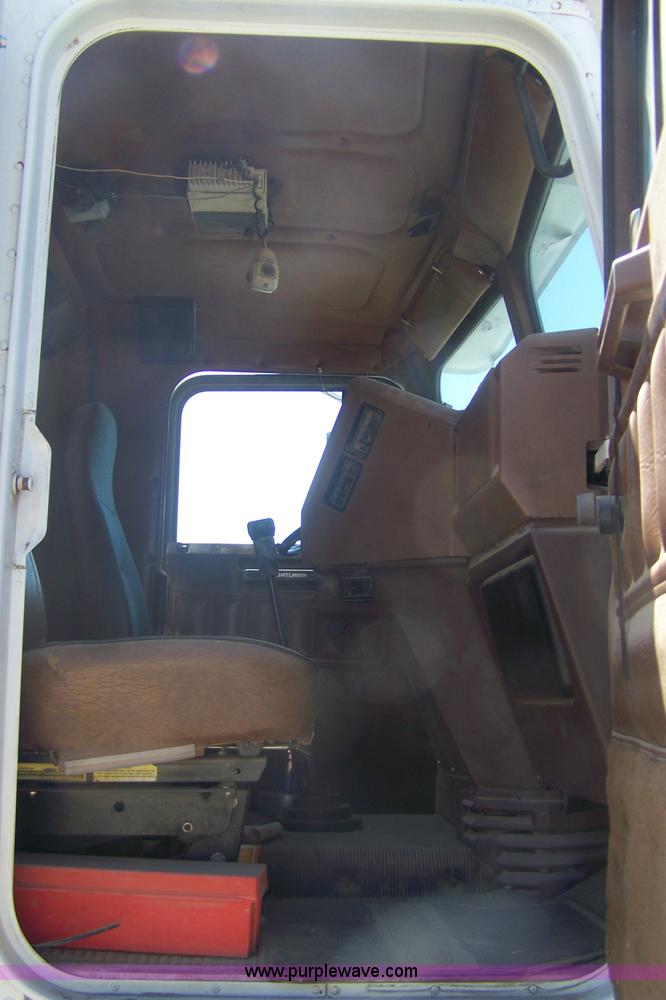 image for item D8504 1987 Freightliner FLC-64T fuel tanker truck