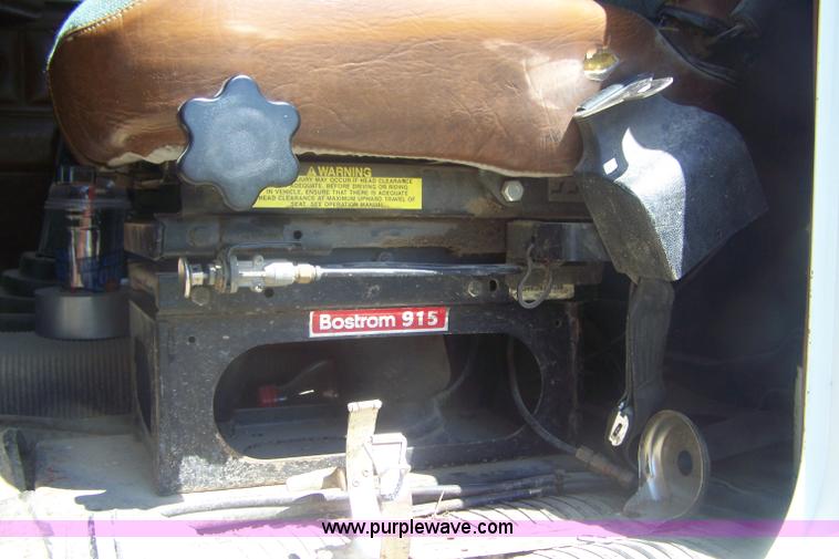 image for item D8504 1987 Freightliner FLC-64T fuel tanker truck