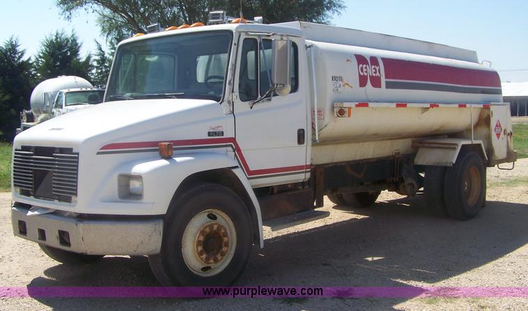 image for item D8505 1995 Freightliner FL70 fuel tanker truck