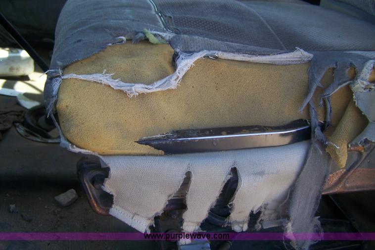 image for item D8505 1995 Freightliner FL70 fuel tanker truck