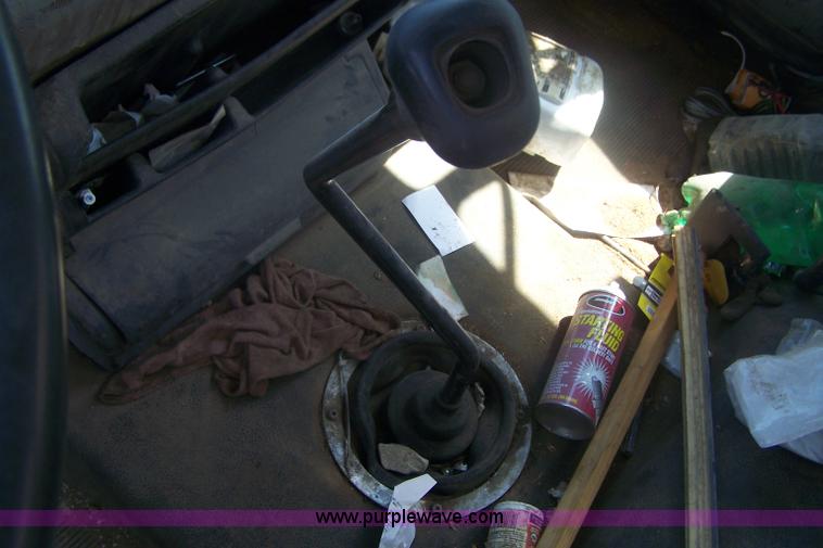 image for item D8505 1995 Freightliner FL70 fuel tanker truck