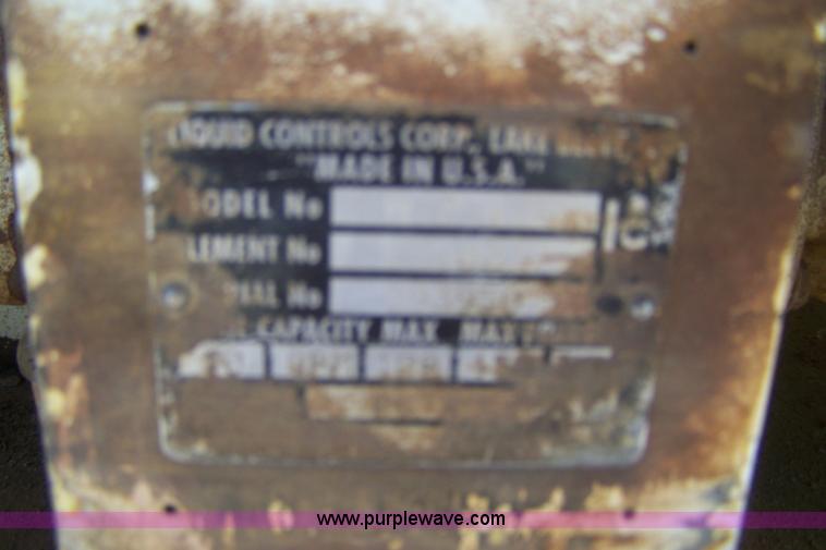 image for item D8505 1995 Freightliner FL70 fuel tanker truck