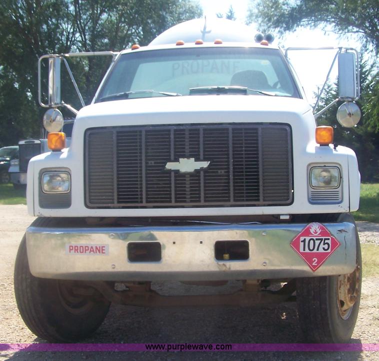 image for item D8506 1993 Chevrolet Kodiak propane truck