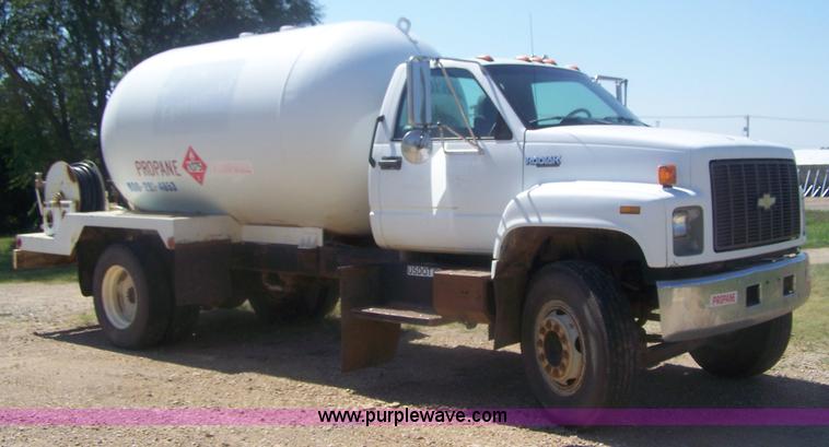image for item D8506 1993 Chevrolet Kodiak propane truck