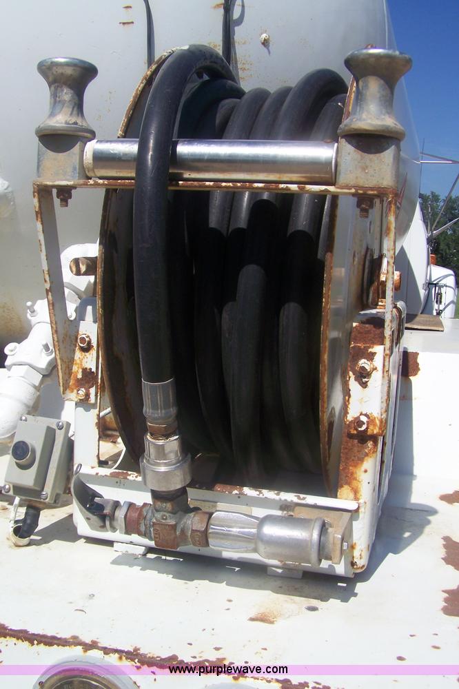 image for item D8506 1993 Chevrolet Kodiak propane truck