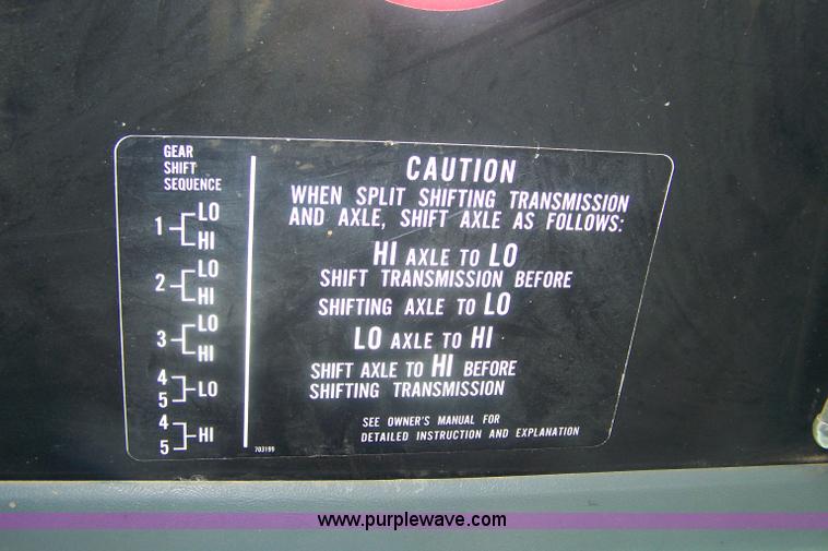 image for item D8506 1993 Chevrolet Kodiak propane truck