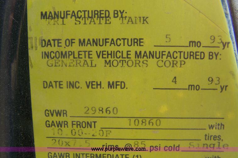 image for item D8506 1993 Chevrolet Kodiak propane truck