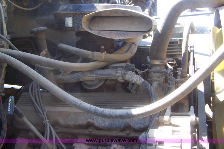 image for item D8506 1993 Chevrolet Kodiak propane truck